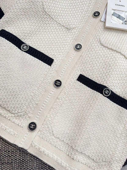 Chanel 24p ecru & black Polo shirt