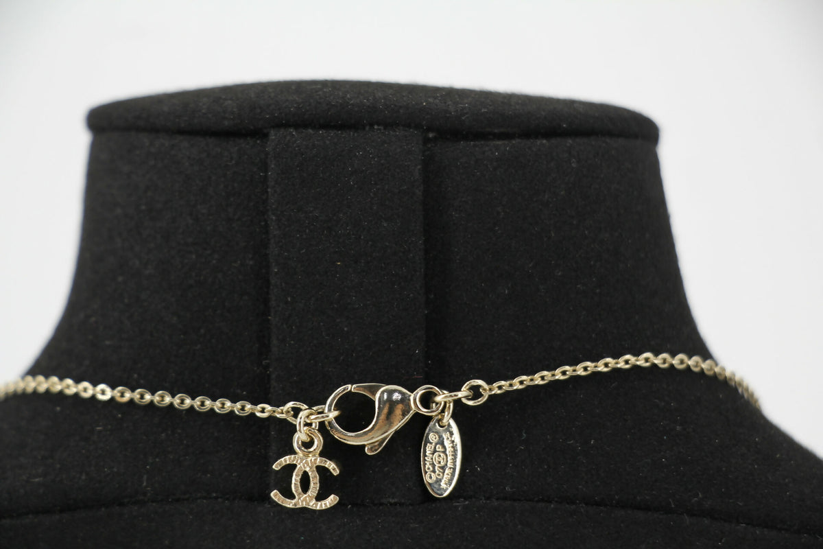 Chanel Vintage 07P Gripoix Red, Green and Yellow Gemstone Pendant Necklace