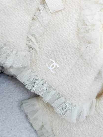 Chanel 02C ecru Lace Top with Belt