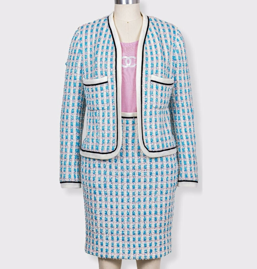 Chanel 1992 Spring/Summer Vintage Blue Tweed Skirt Set