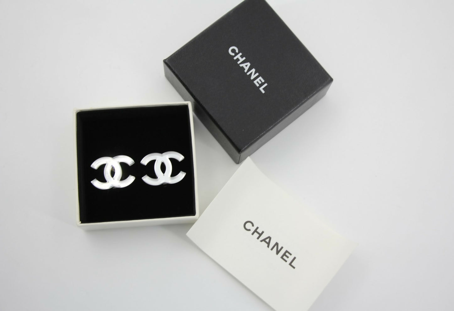 Chanel Vintage 03C Mirror Silver CC Clip-on Earrings