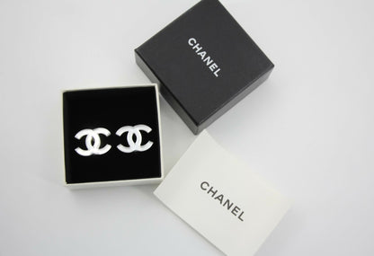 Chanel Vintage 03C Mirror Silver CC Clip-on Earrings