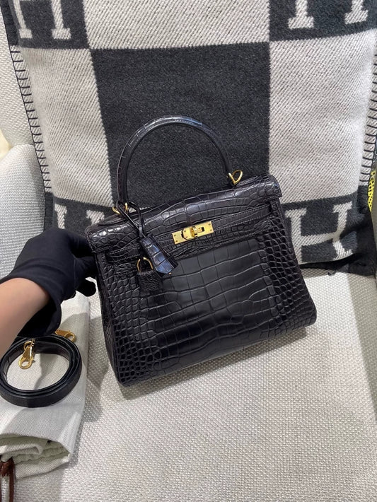Hermes Kelly 25 black and purple matte alligator leather gold hardware