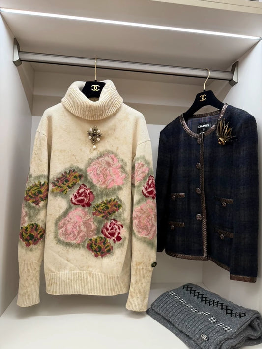 Chanel 12A wool turtleneck sweater