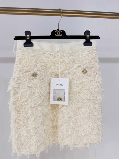Chanel 21S ecru tweed skirt