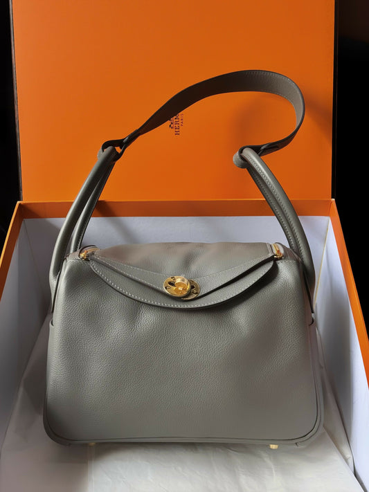 Hermès Lindy 26 Nuage (Cumulus) Evercolor Leather with Gold Hardware