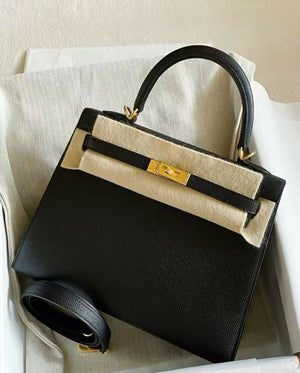 Hermès Kelly 25 Sellier Noir / Black Epsom Leather with Gold Hardware