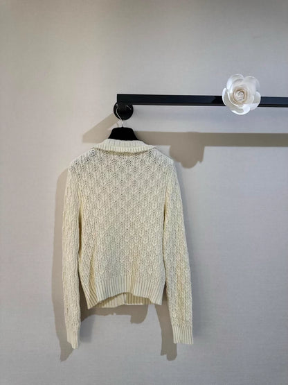 Chanel 25C off-white ruffled knit cardigan