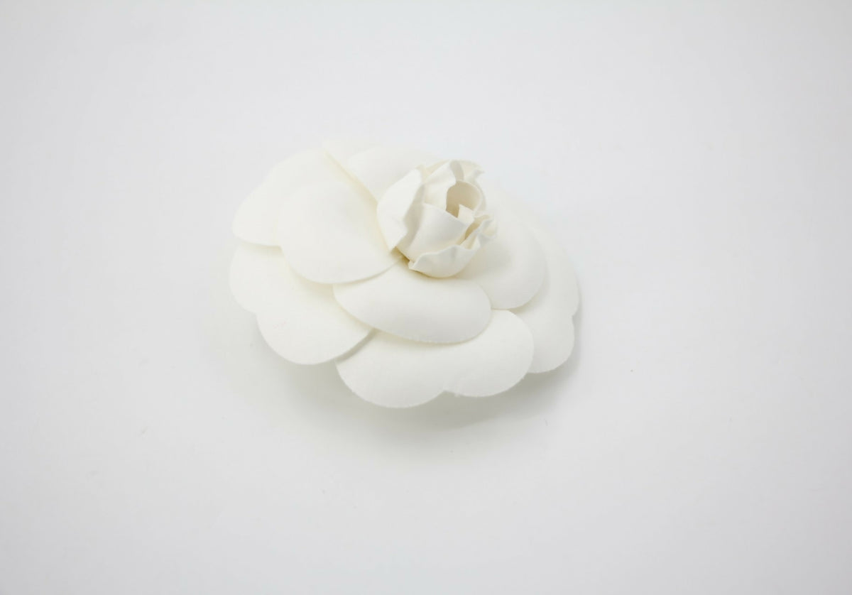 Chanel Vintage 81-85 White Silk Camellia Brooch