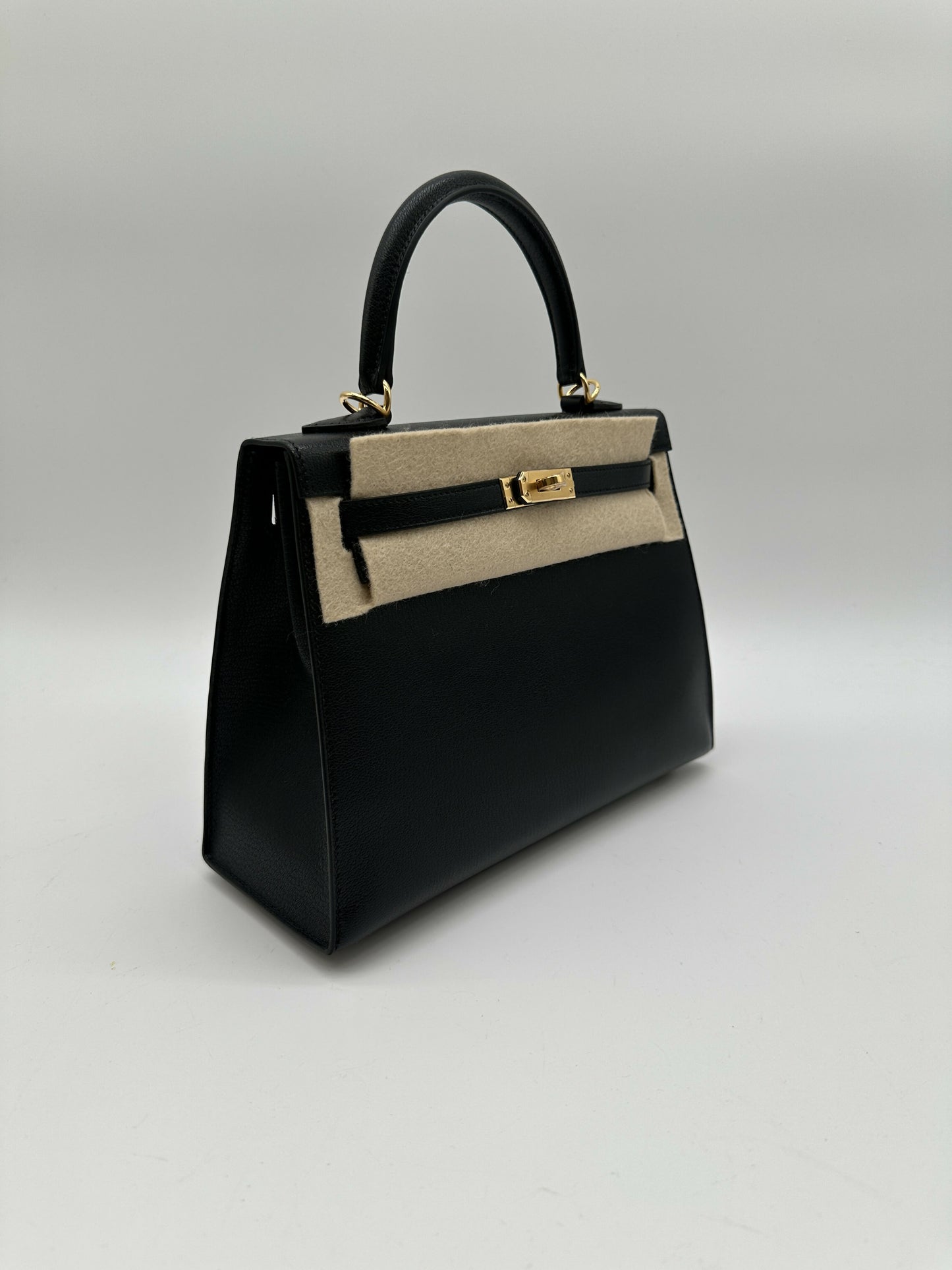 Hermes Kelly 25 Chevre mysore black ghw stamp K