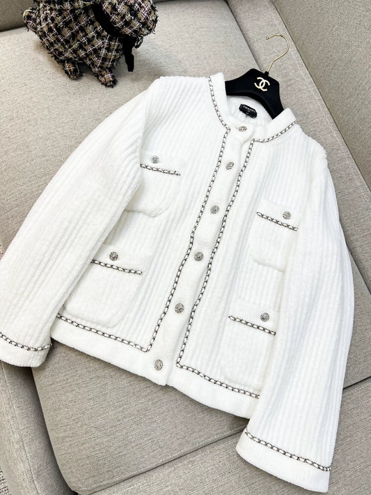 Chanel 22b white chain-strap four-pocket jacket