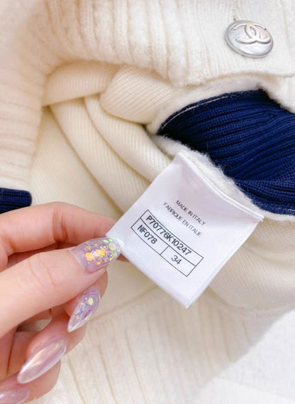 Chanel coco neige 21 ski series cashmere cardigan