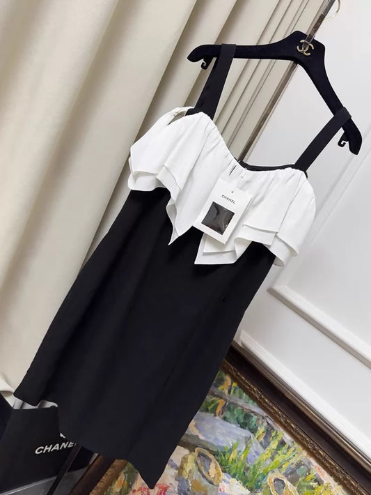 Chanel 25B black and white bow-tie dress