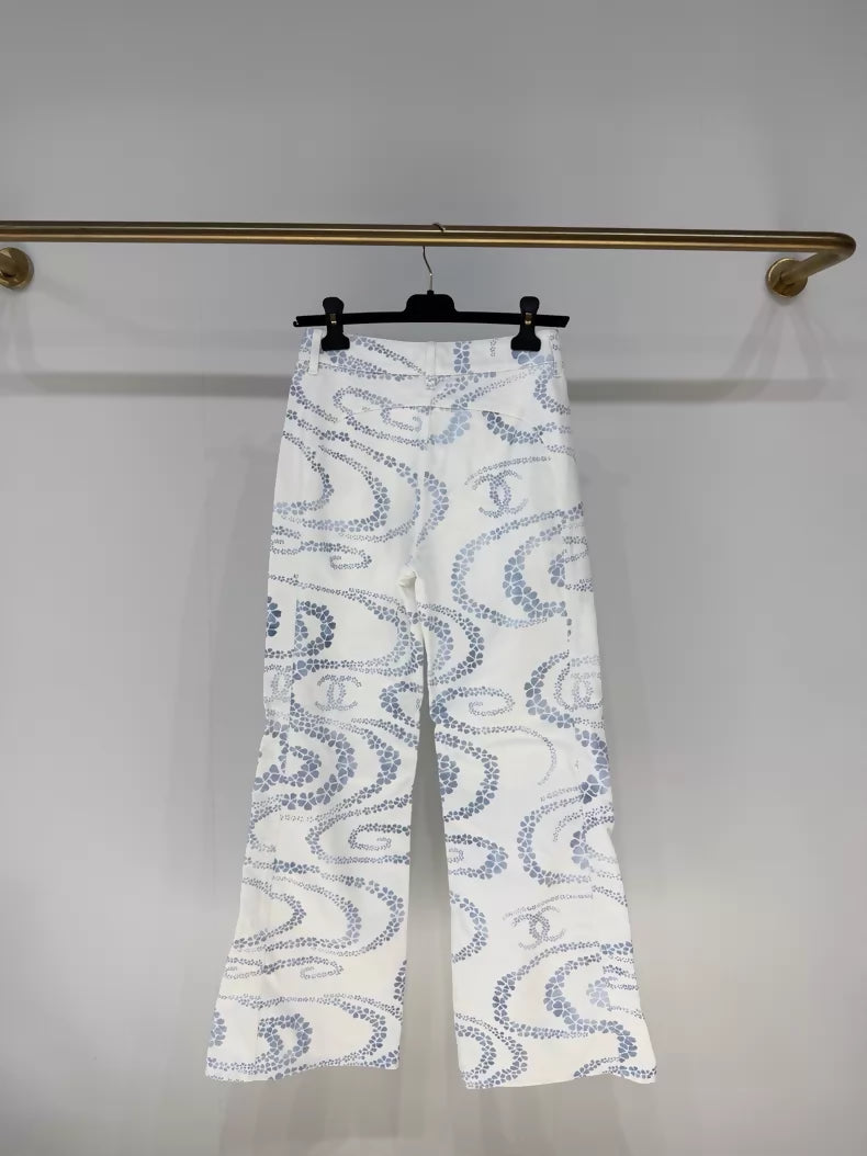 Chanel 25M white and blue wide-leg jeans