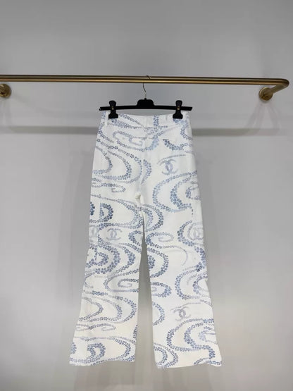 Chanel 25M white and blue wide-leg jeans