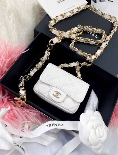 CHANEL Chanel white gold lychee leather belt bag - Mini Mini Bag - Used fashion item from Wararni