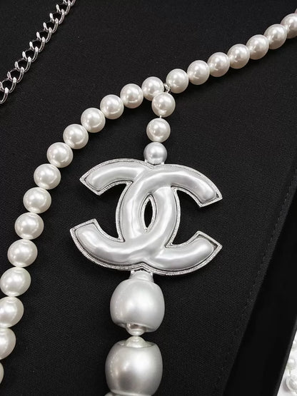 Chanel 25C White Pearl Double C Waist Chain