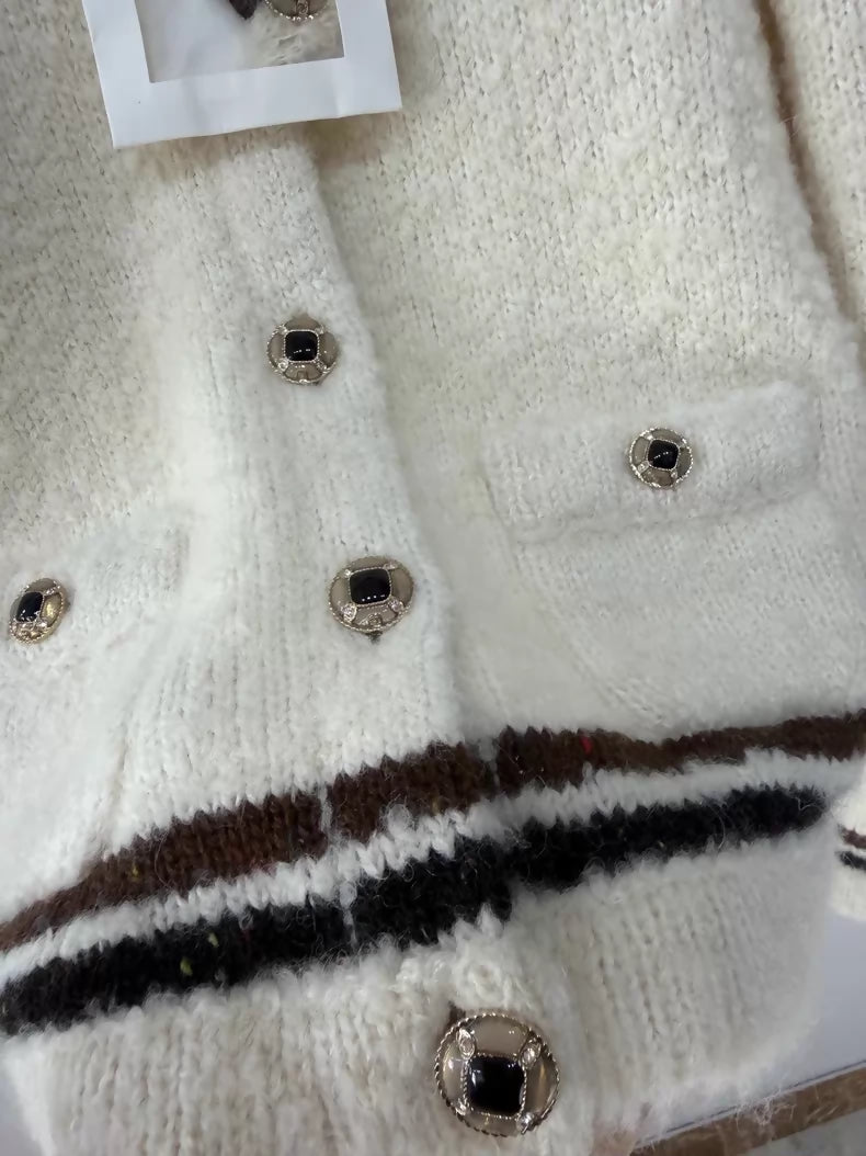 Chanel 25N off-white cashmere knit cardigan