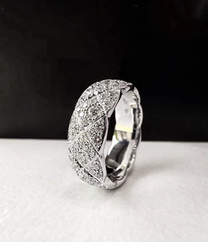 Chanel Coco Crush wide white gold ring with full diamonds