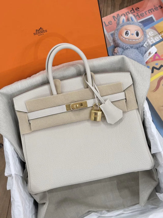 Hermès Birkin 25 Craie Togo Leather gold hardware