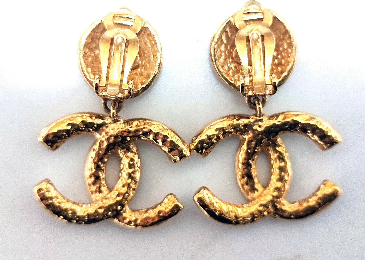 Chanel Vintage 95A Gold Plated Embossed Coco Mark Clip-on Earrings