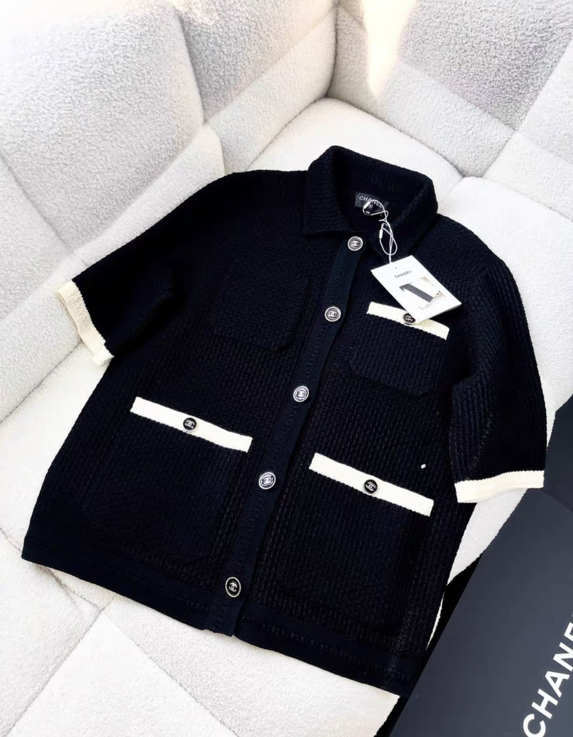 Chanel 24P black white edge knitted cardigan – Wararni.com