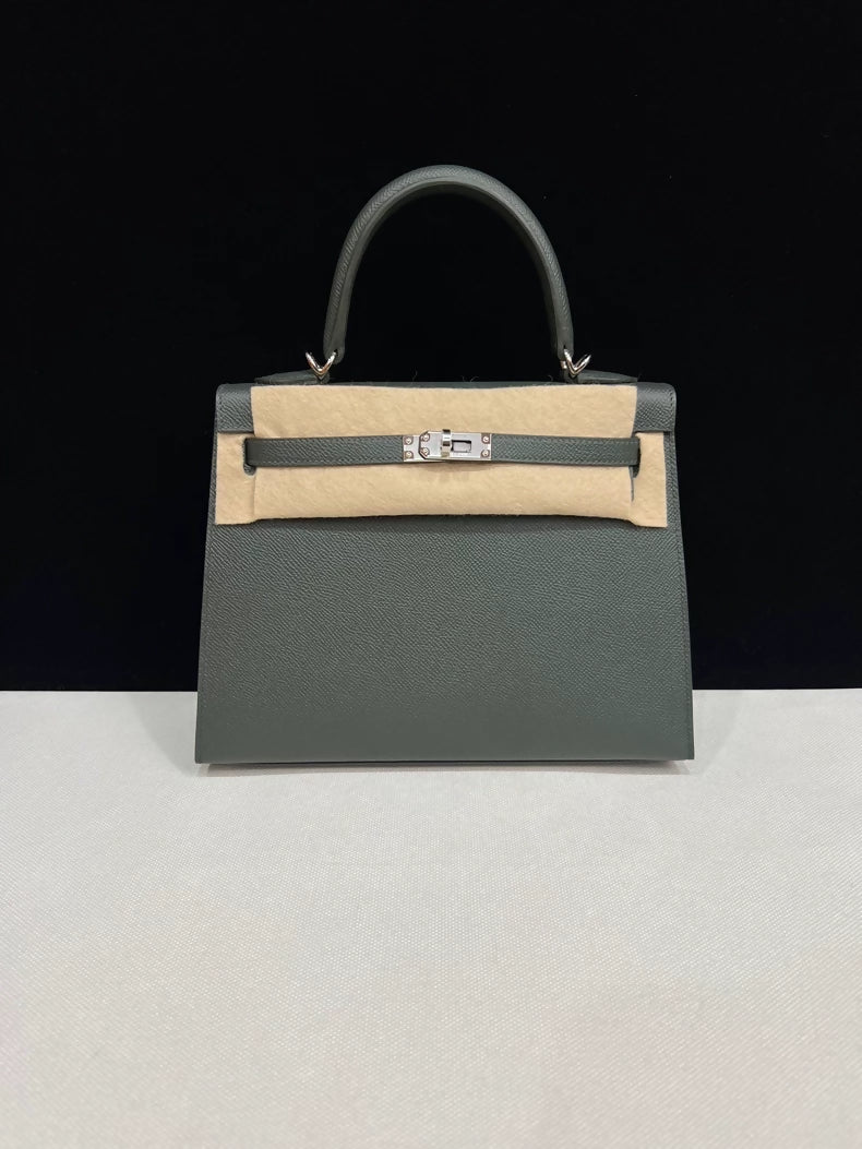 Hermes Kelly 25 Green Vert Mangrove Epsom leather palladium hardware