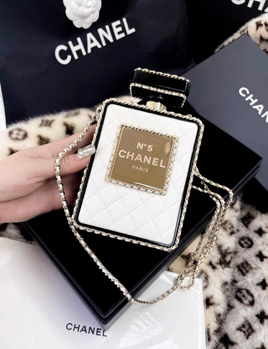 CHANEL Chanel 22S  limited edition perfume bottle evening bag - Mini Clutch Bag - Used fashion item from Wararni