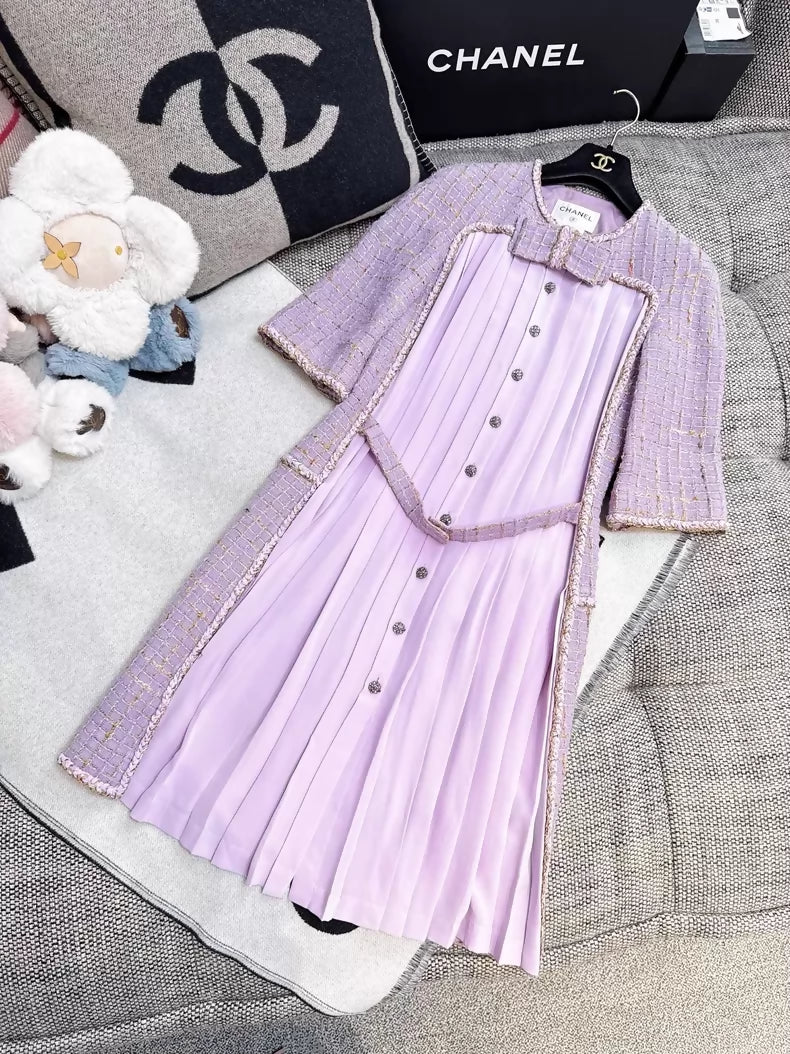 Chanel 15b Pinkish-purple tweed pleated silk dress with bow detail