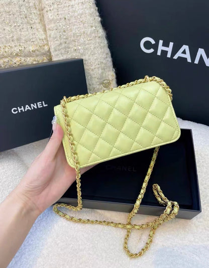 Chanel green shoulder chain bag, brand new with box,