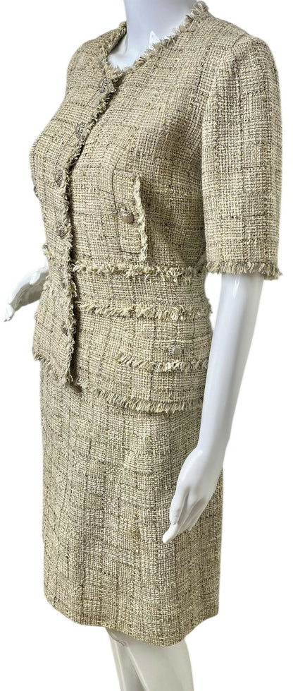 Chanel 10P Fantasy Tweed Beige Metallic Gold Jacket Skirt Suit Set FR 42/44