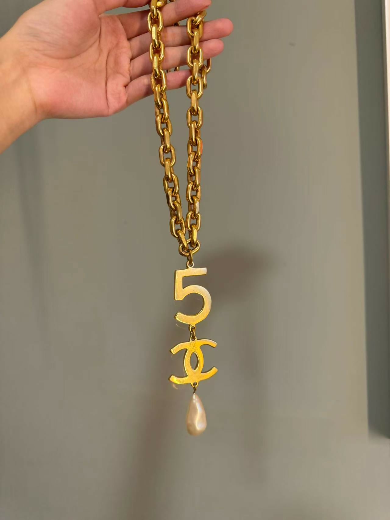 Chanel Vintage “No.5” Necklace — Spring/Summer 1987 (Runway)