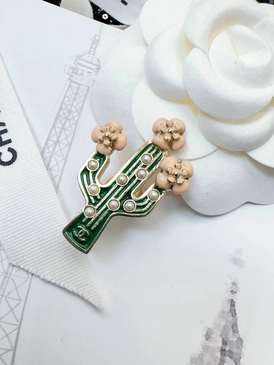 Chanel 17C Cactus Flower brooch