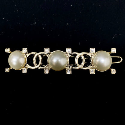 Chanel 21A pearl inlaid double C hairpin