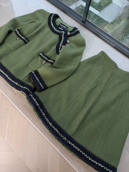 Chanel Shanghai Collection Exquisite Runway Look green sweater and skirt set