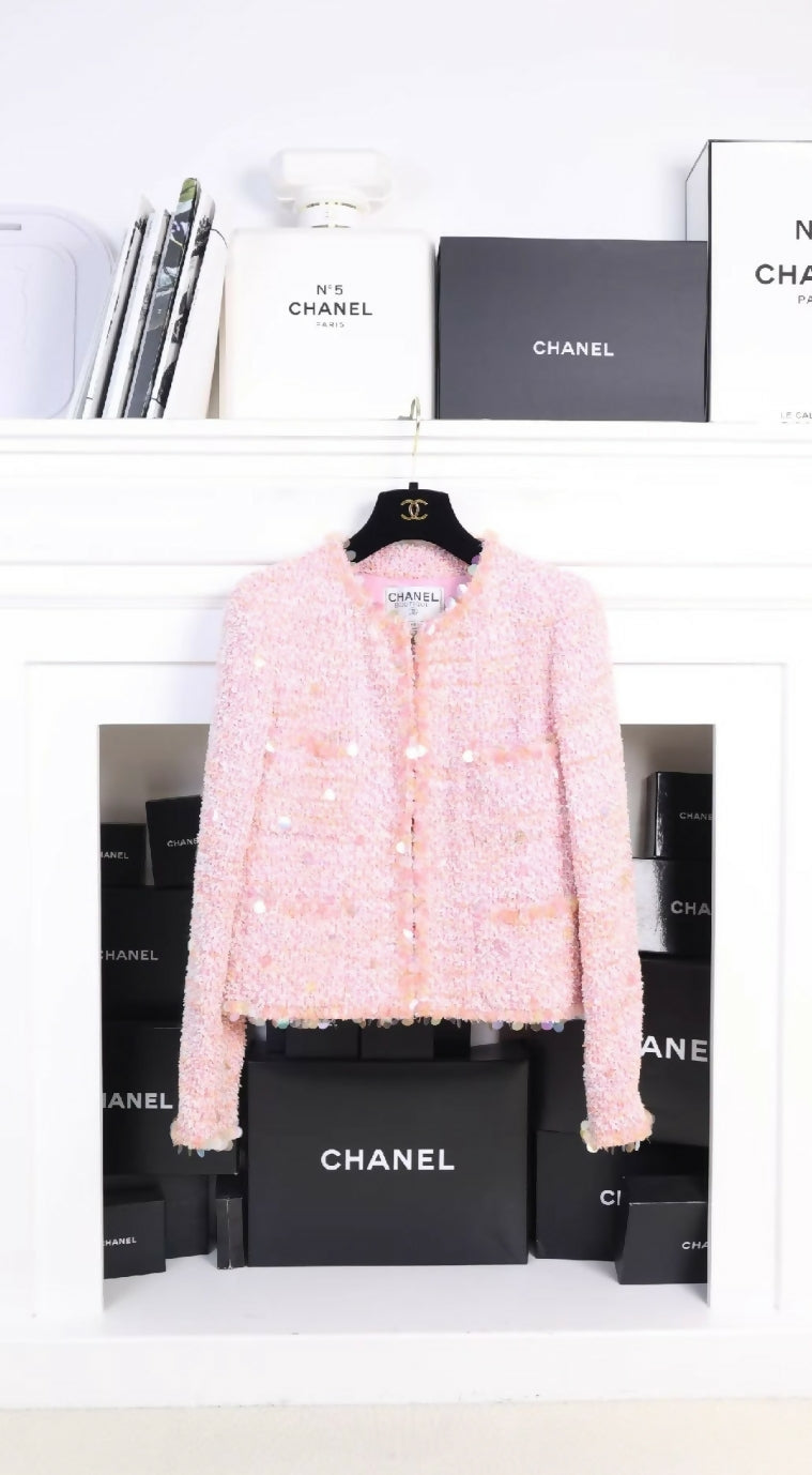 Chanel 1995 Barbie Collection pink Jacket and Skirt Set – Wararni.com