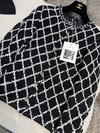 Chanel 25S Black & white quilted embroidered jacket