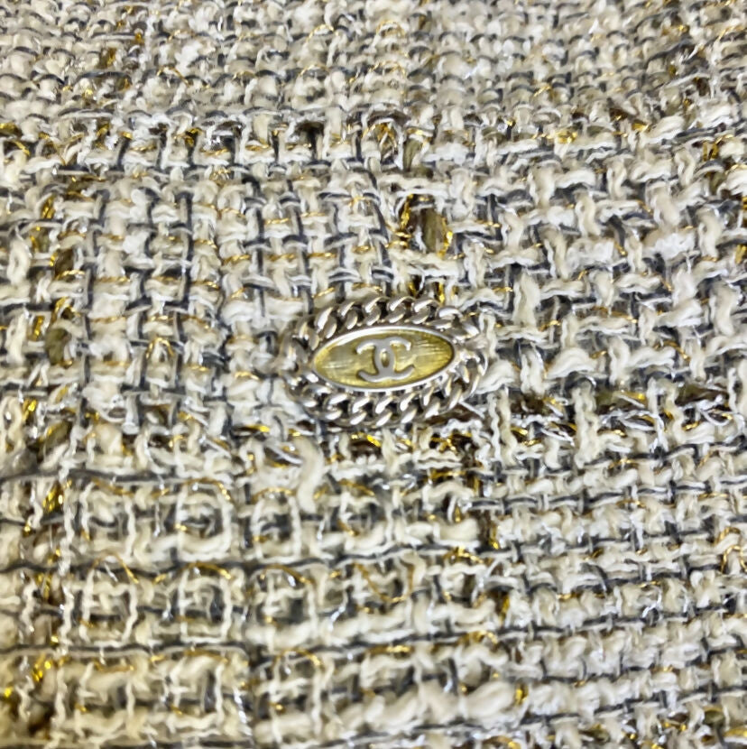 Chanel 10P Fantasy Tweed Beige Metallic Gold Jacket Skirt Suit Set FR 42/44