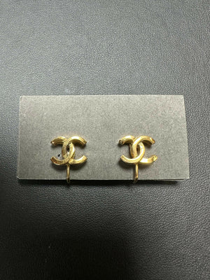 Chanel Vintage 71-80 Gold Plated CC Earrings