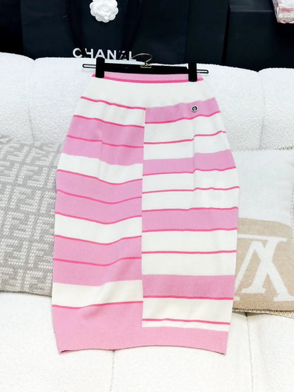 Chanel 19C Pink and White Knit Skirt