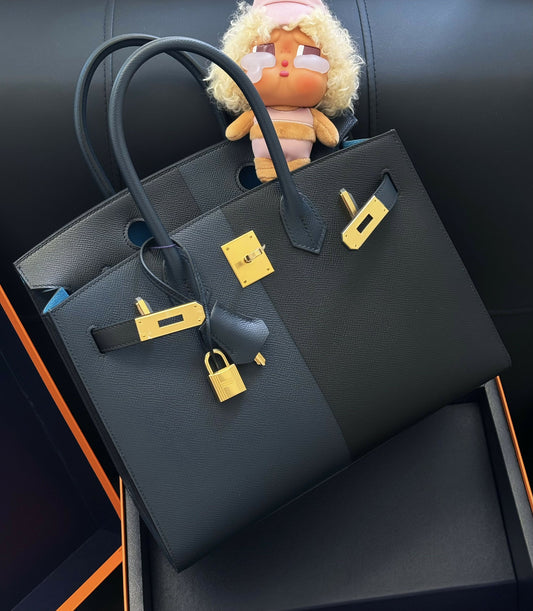 Hermès Birkin 30 Sellier Split (50/50 Color Block) Noir / Black & Bleu Indigo Epsom Leather with Gold Hardware (Special VIP Limited Edition)