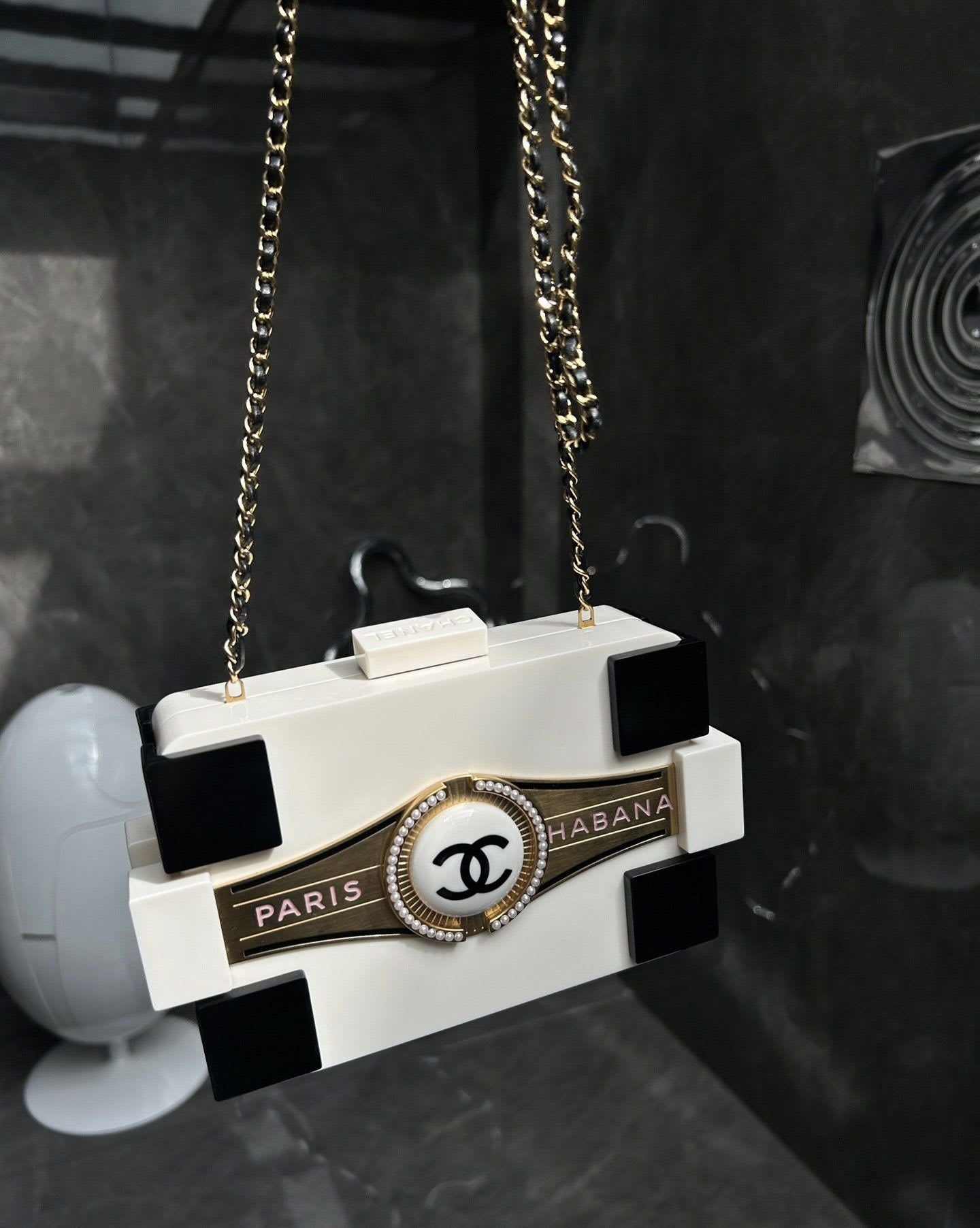 Limited Edition Chanel double-sided pearl acrylic bag