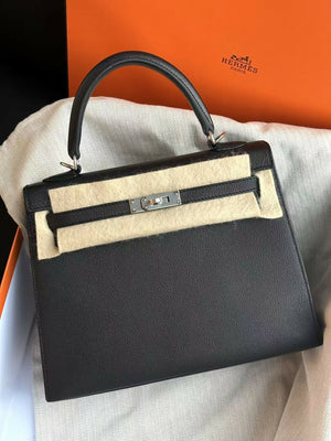 Hermès Kelly 25 Noir Chevre Leather with Palladium Hardware