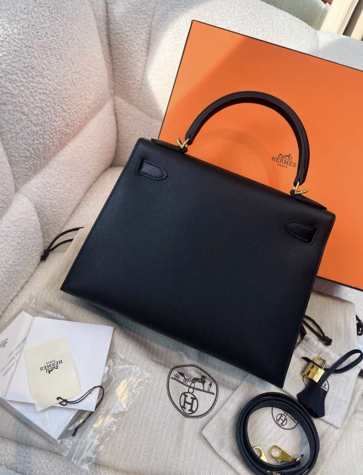 Hermes Kelly 28 black epsom leather gold hardware