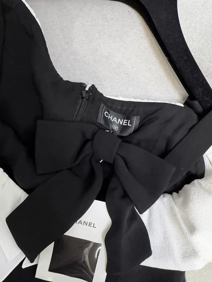Chanel 25B black and white bow-tie dress