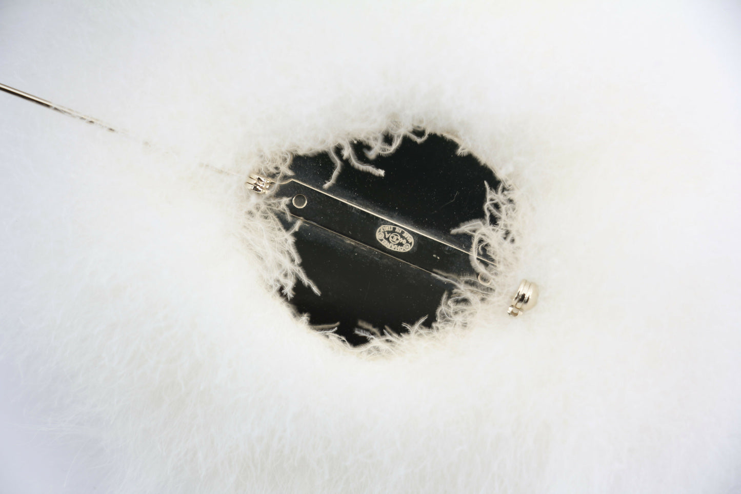 Chanel Vintage 04A Rabbit Fur White Round Bow Brooch