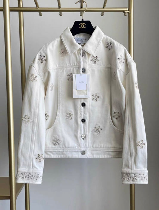 CHANEL CHANEL Flower Patterns Casual Style Denim Logo Jackets - 36 Jacket - Secondhand luxury from Wararni