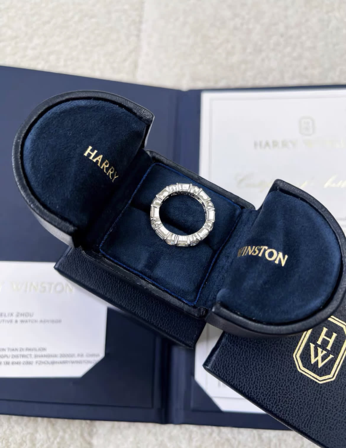 Harry Winston platinum full diamond ring