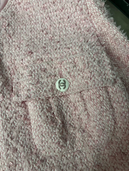 Chanel 21C light pink jacket