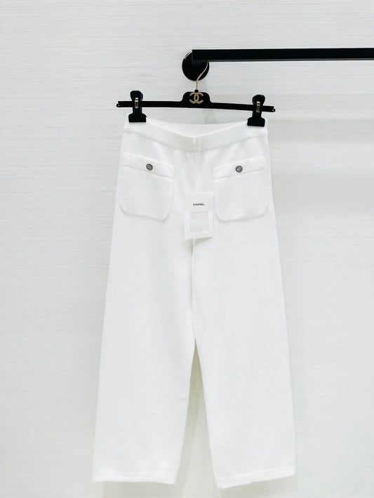 Chanel 25C wide-leg white pants
